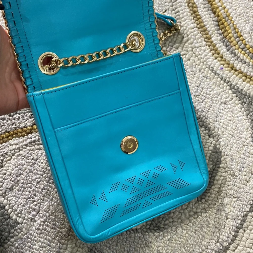 💕 Henri bendel turquoise leather shoulder bag 💕 - Picture 9 of 14
